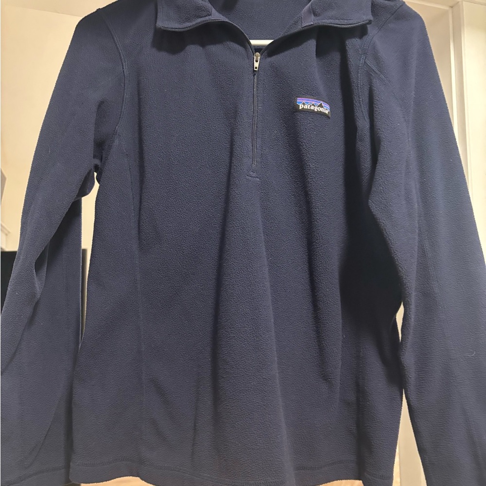 Patagonia women’s Zip-Up Sweater in Deep Blue